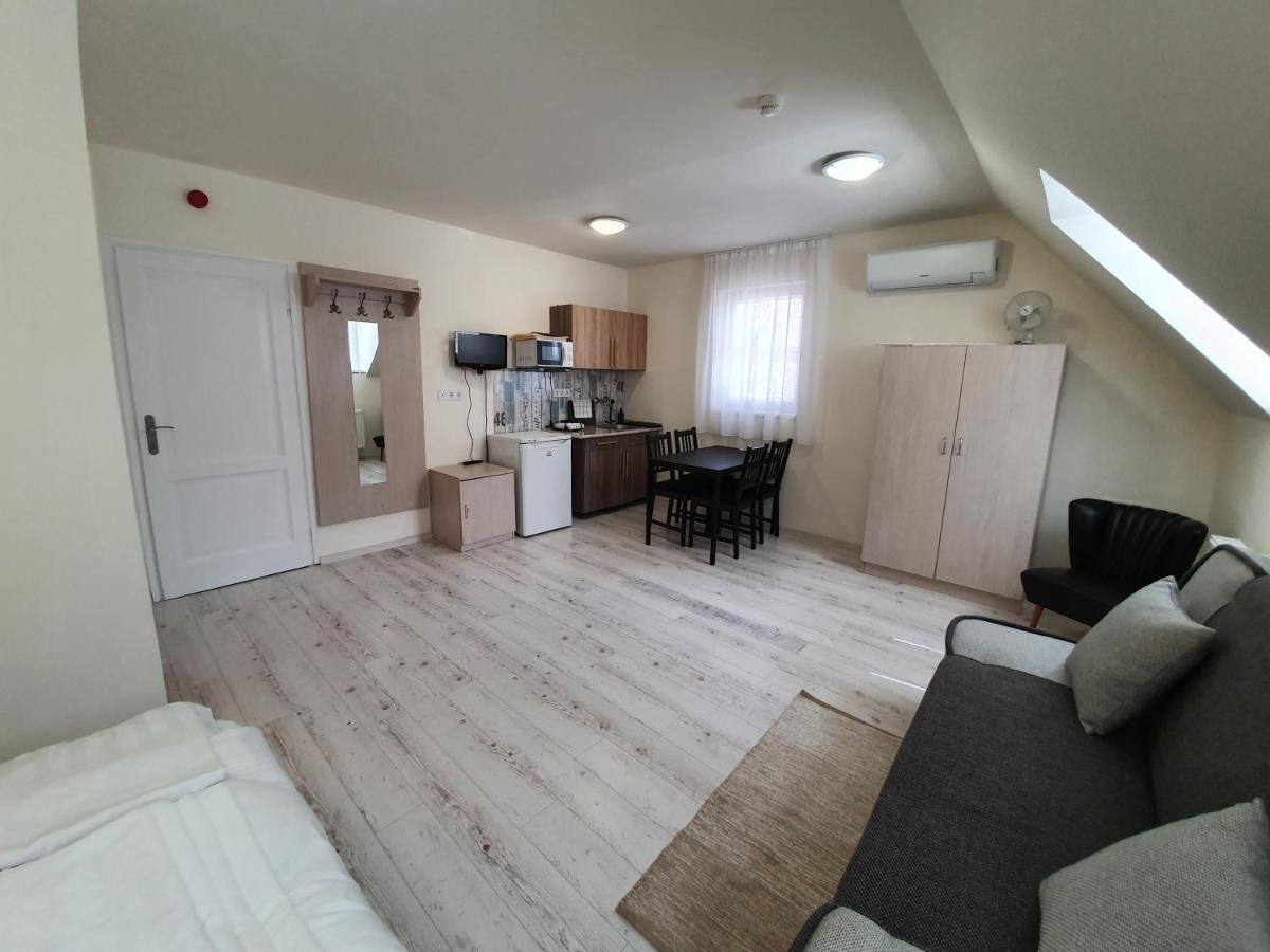 Harmonia Panzio Apartment Bogács Екстериор снимка